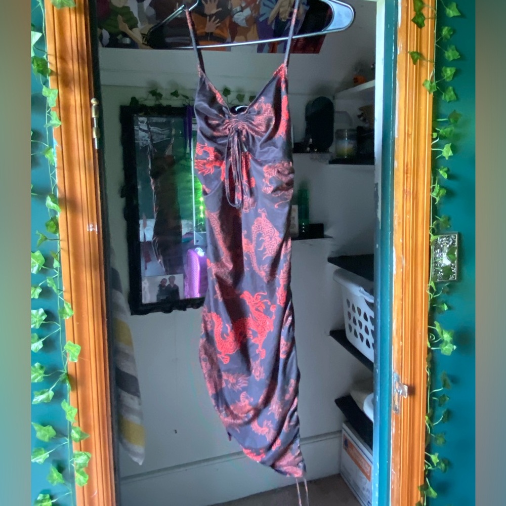 Red Dragon Synched Backless Dress; Size 5; Adjustable; Mini Dress